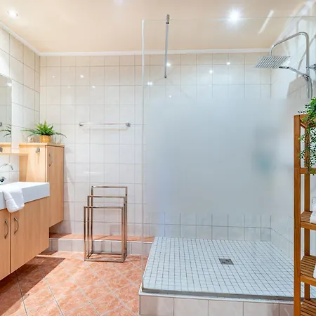 Venus By Interhome * Patergassen